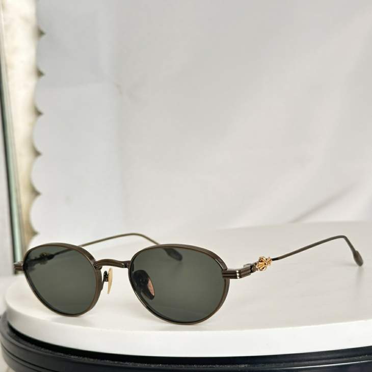 Picture of Chrome Hearts Sunglasses _SKUfw76014612fw